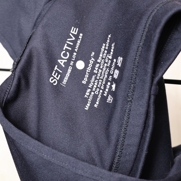 SET Active Sportbody Body Sports Bra Racerback Cropped Tank Black Size Small - Picture 4 of 4